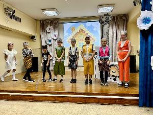 Театральная постановка на английском языке учащихся начальной школы